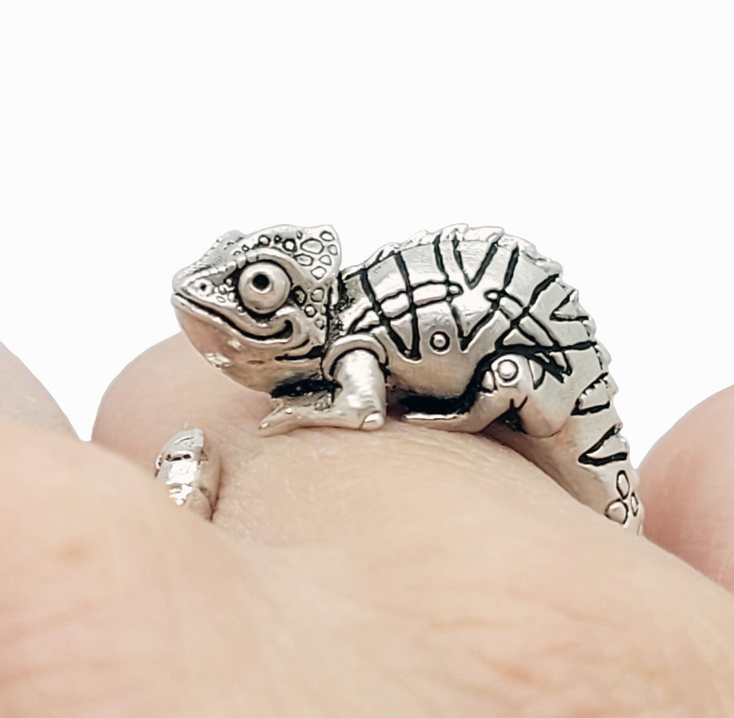 Adjustable Chameleon Ring in Sterling Silver