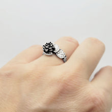 Load image into Gallery viewer, Lily pad Lotus Flower ring in Sterling Silver