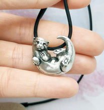 Load image into Gallery viewer, Otter Pendant in Sterling Silver
