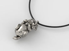 Load image into Gallery viewer, Golden Retriever Pendant in Sterling Silver