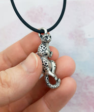 Load image into Gallery viewer, Cheetah Pendant in Sterling Silver
