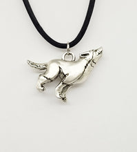 Load image into Gallery viewer, Wolf / Howling wolf pendant in silver plate
